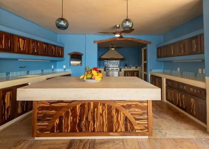 Luxury - Events & Vacations Villa Zihuatanejo