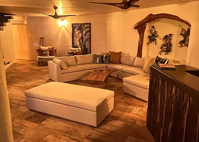 Luxury - Events & Vacations Villa